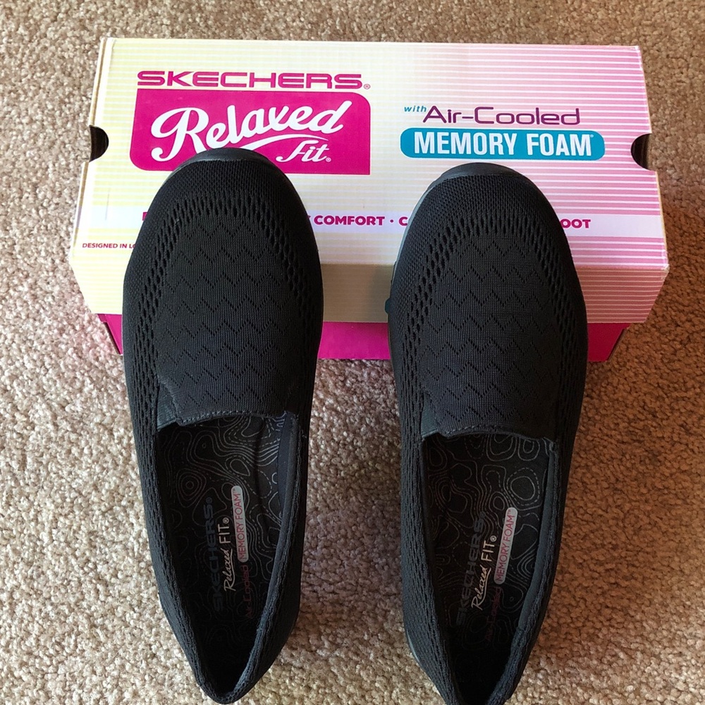 Skechers Relaxed Fit Black Slip-On Knit Flats